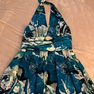 Beautiful blue floral dress.